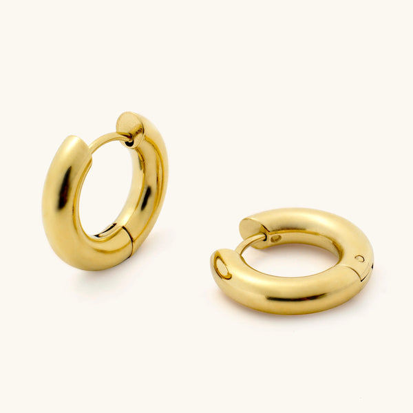 D. Louise Medium Clicker Earring