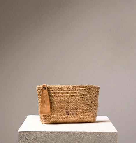 Daniella Lehavi Vega Clutch/Wristlet/Crossbody Bag in Honey Natural with Saddle
