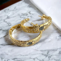 Tat2 Gold Cosa Hoops