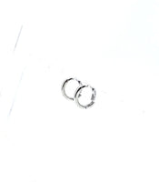 Iishii Designs Fat Huggie earring