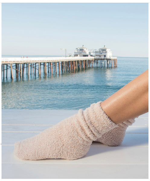 Barefoot Dreams CozyChic Heathered Socks in Dusty Rose/White – DazzleUSA